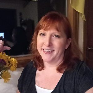 Meet your Posher, Dina